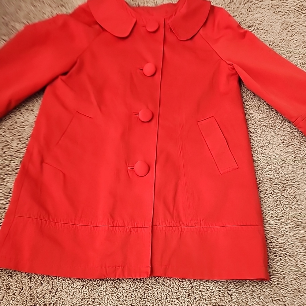 RED SWING JACKET/COAT BY AMBITION. SZ MEDIUM